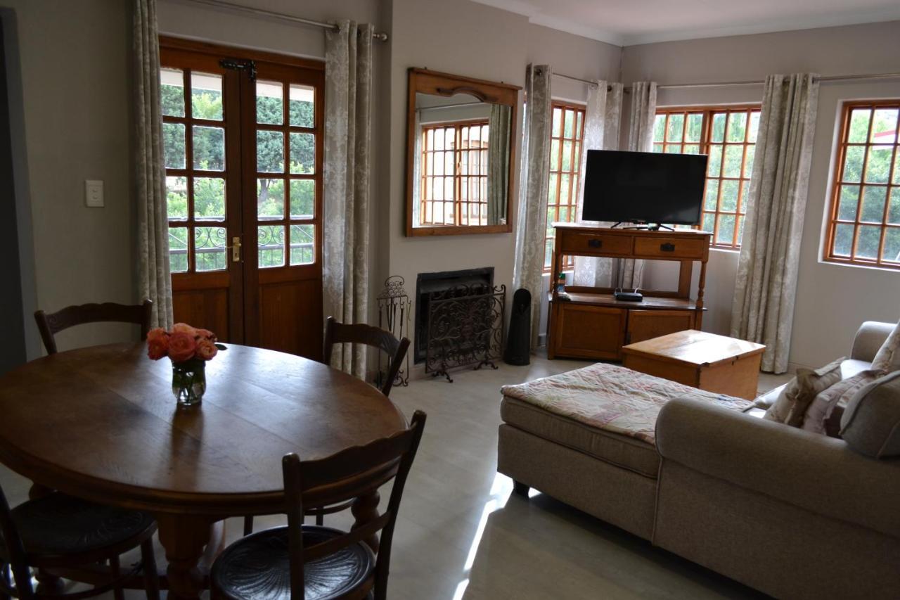 By The Way Guesthouse Clarens Exteriér fotografie